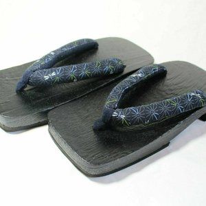 GETA Traditional Japanese Wood Sandals Black Blue